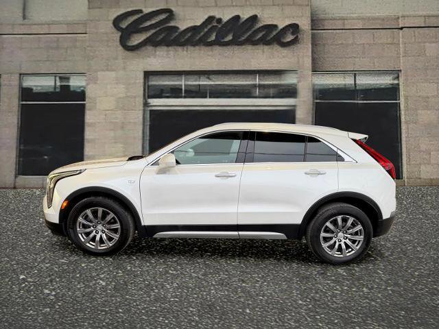 Used 2019 Cadillac XT4 Premium Luxury image 2