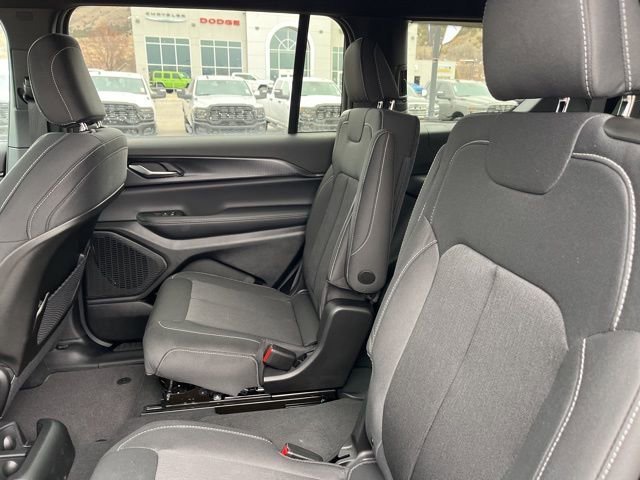 New 2026 Jeep Grand Cherokee L 4WD image 5