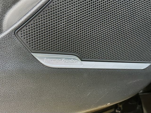 Used 2025 Kia Sportage SX Prestige image 17