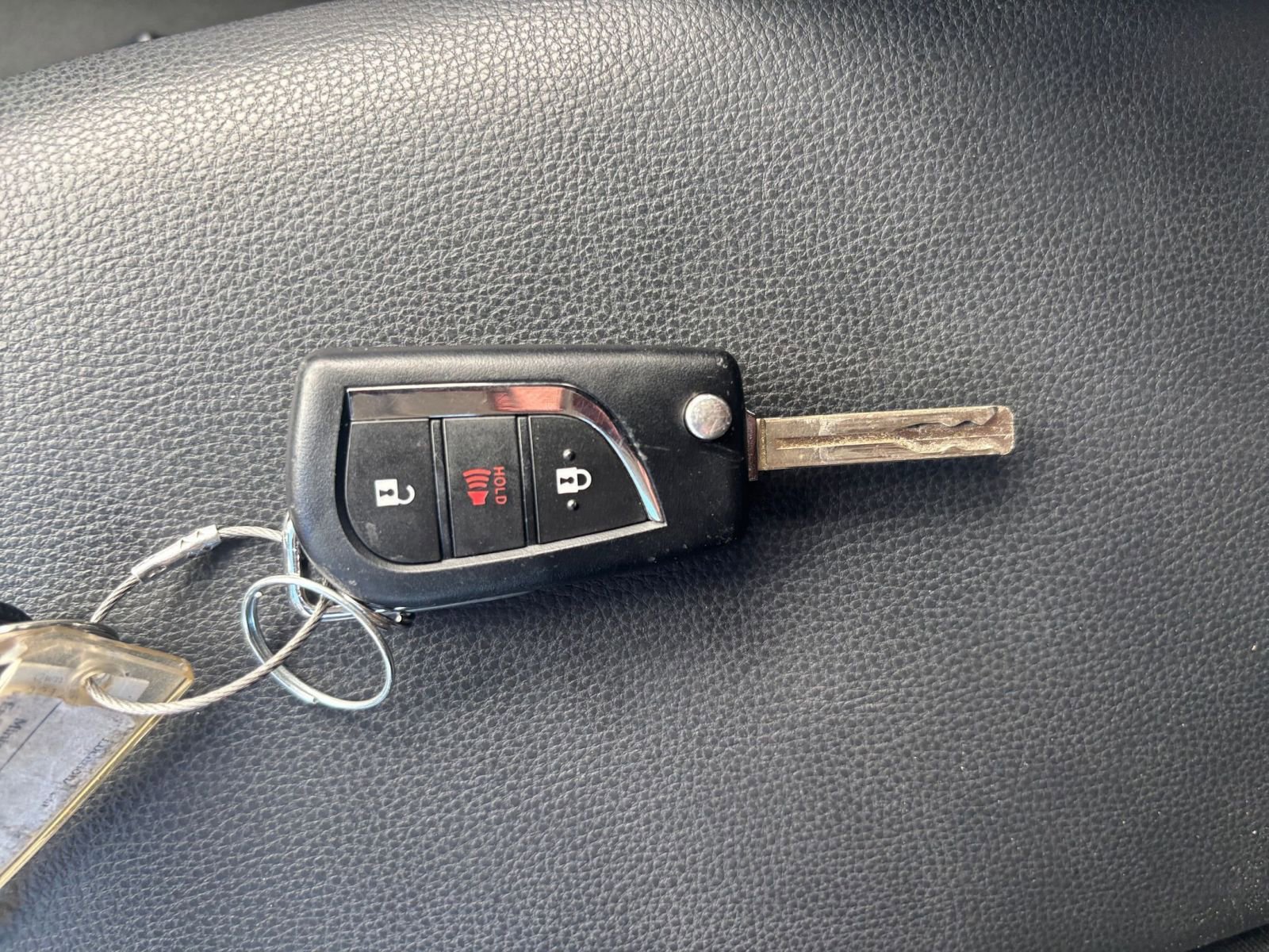 Used 2025 Toyota RAV4 LE image 22