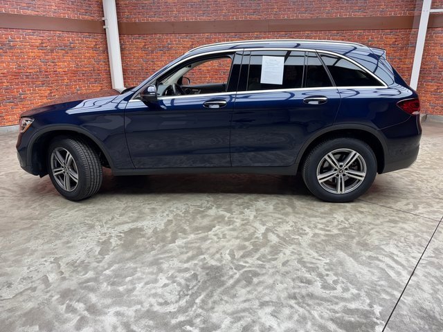 Certified 2022 Mercedes-Benz GLC 300 4MATIC image 2