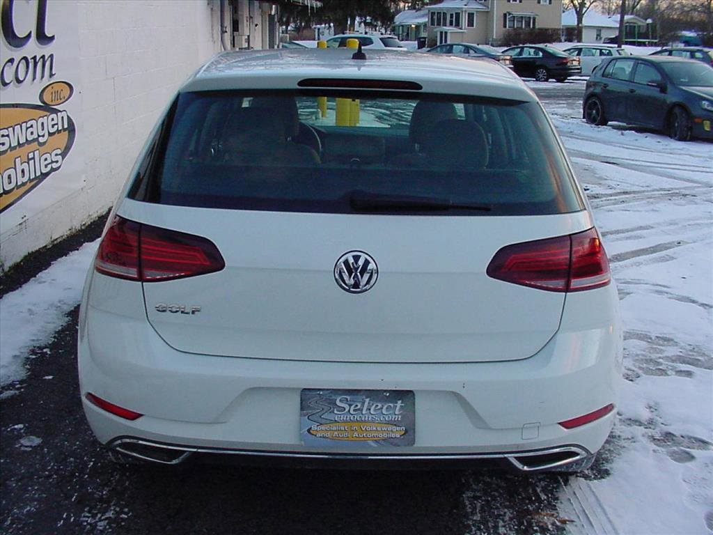 Used 2019 Volkswagen Golf S image 15