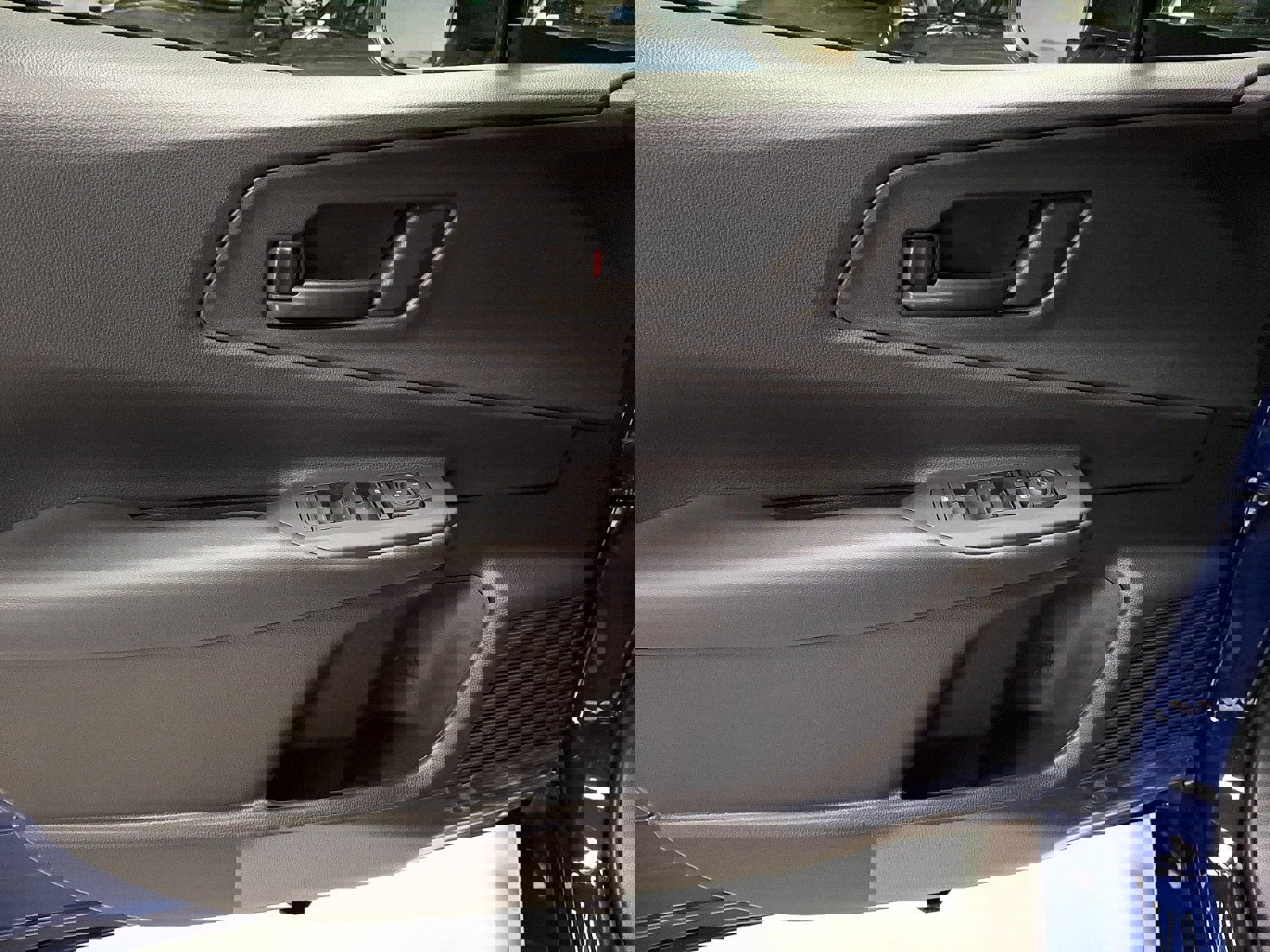 New 2026 Toyota Prius Plug-In Hybrid image 8