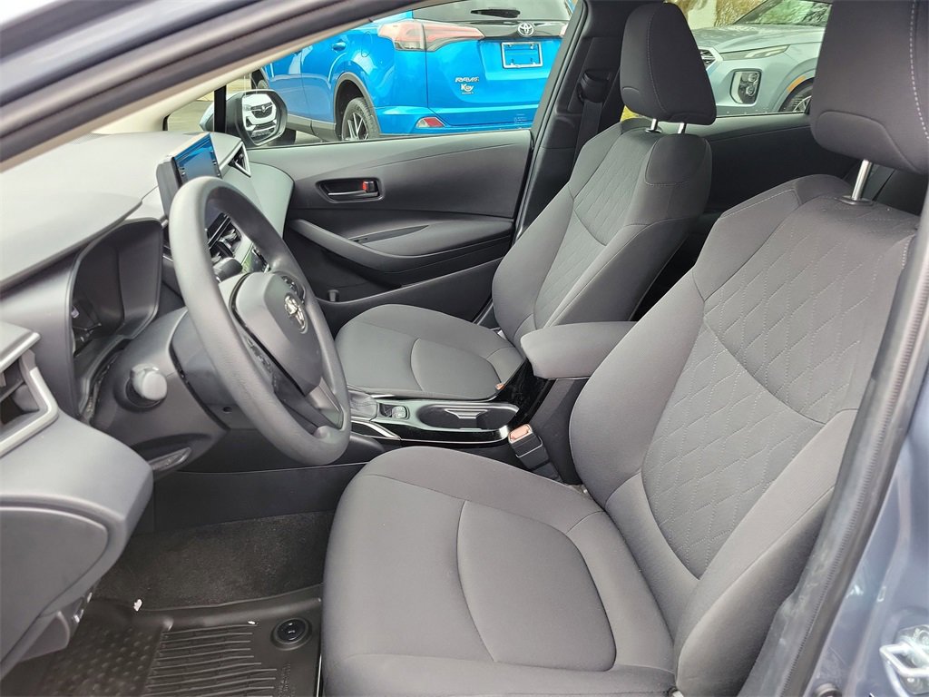 Used 2022 Toyota Corolla LE image 22
