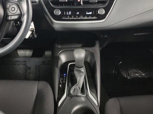 Used 2025 Toyota Corolla LE FWD image 20