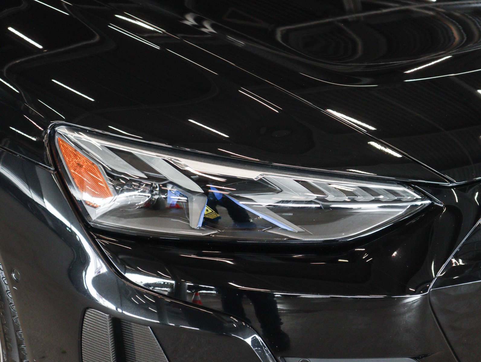 Used 2023 Audi RS e-tron GT w/ Carbon Performance Package image 28