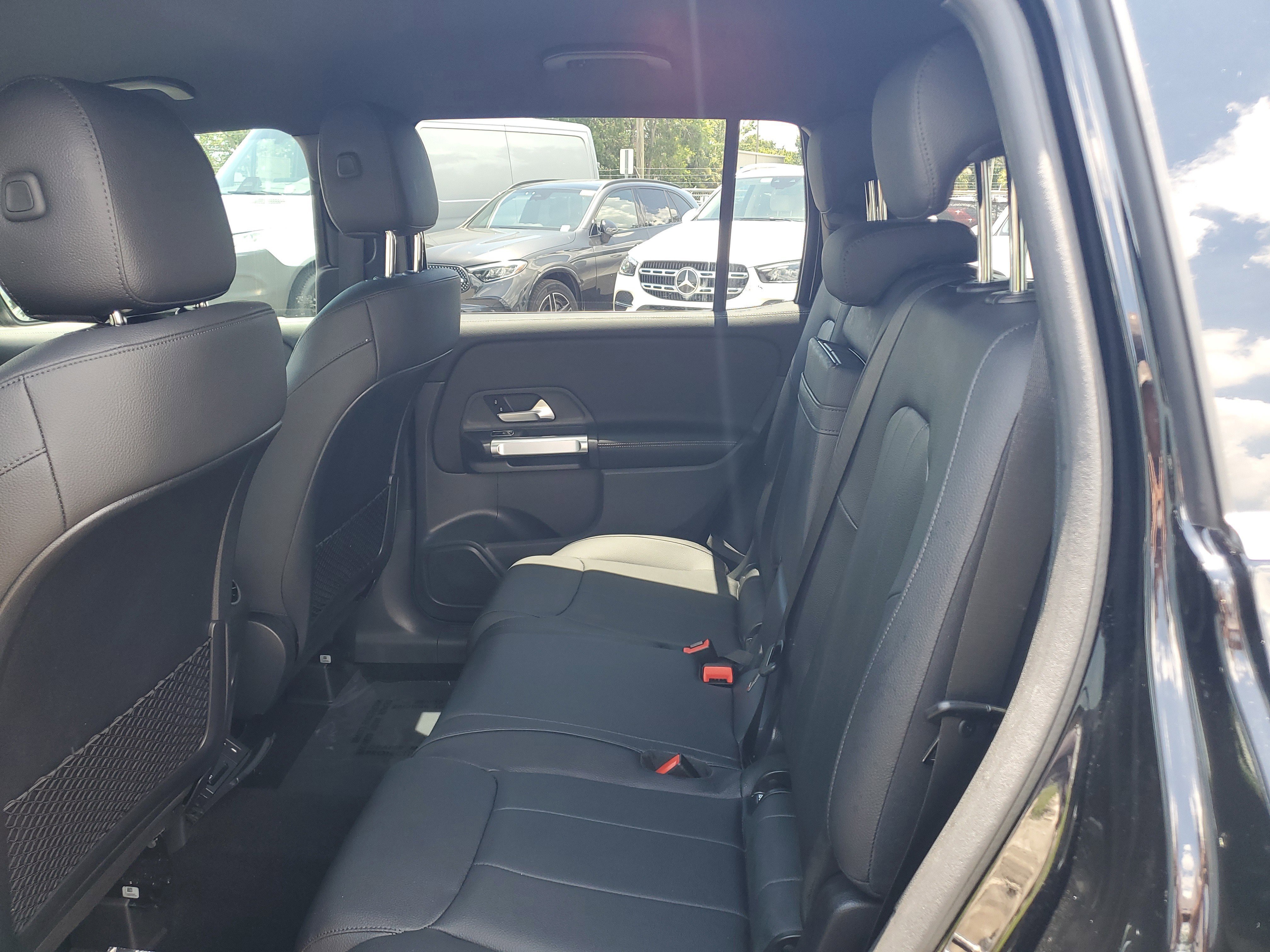 Certified 2025 Mercedes-Benz GLB 250 image 11