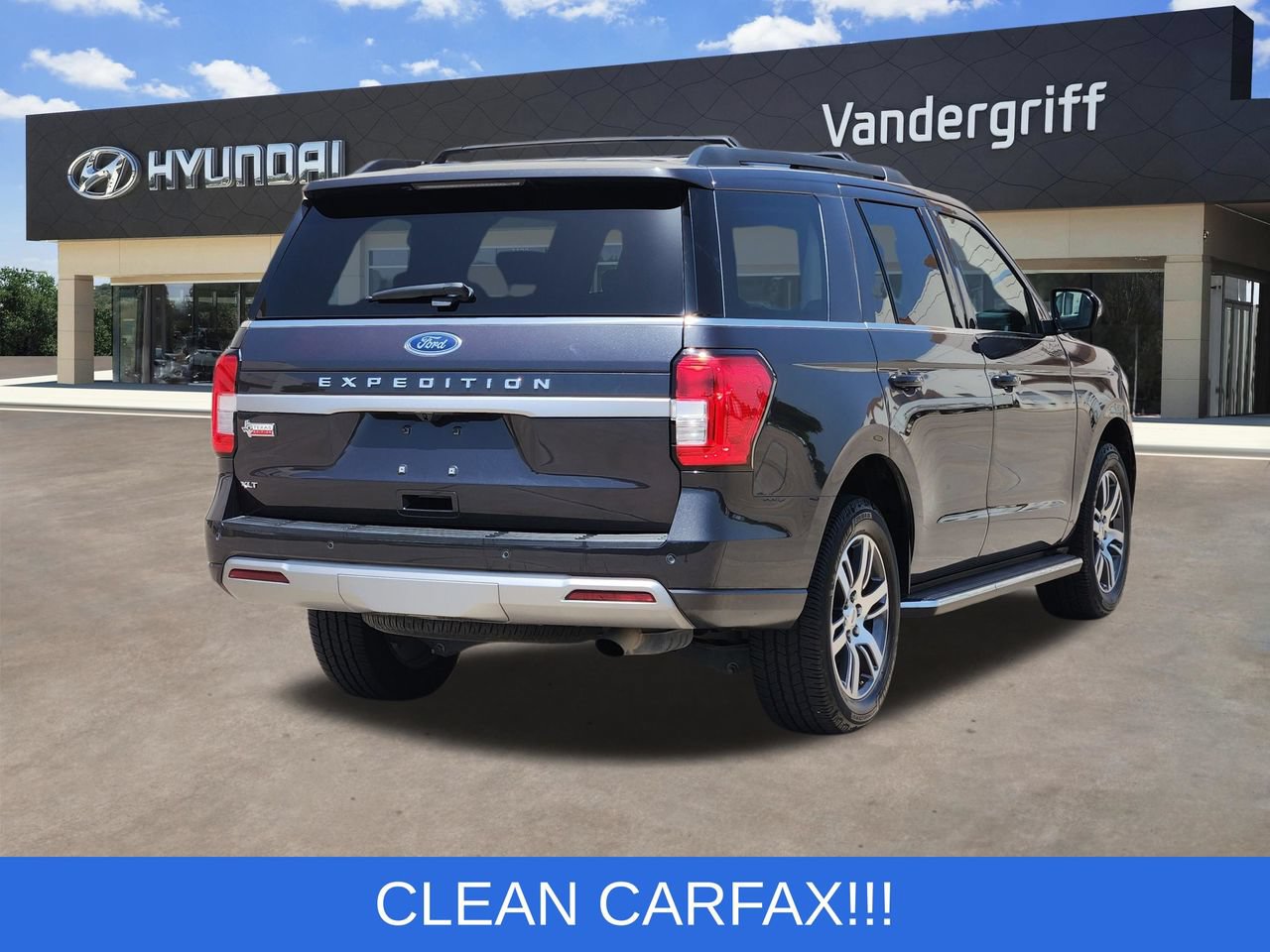 Used 2022 Ford Expedition XLT RWD image 4