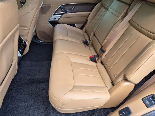 Used 2026 Land Rover Range Rover Long Wheelbase SE AWD/4WD image 20
