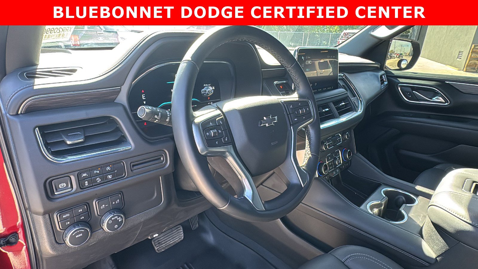 Used 2024 Chevrolet Tahoe Z71 w/ Luxury Package image 10