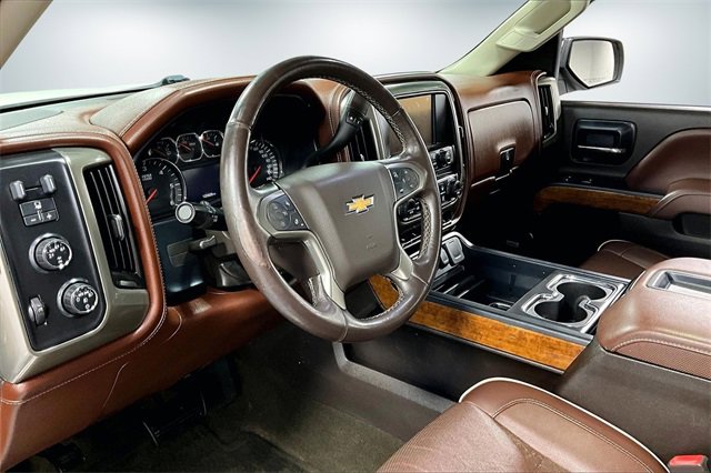 Used 2014 Chevrolet Silverado 1500 High Country w/ High Country Premium Package image 17