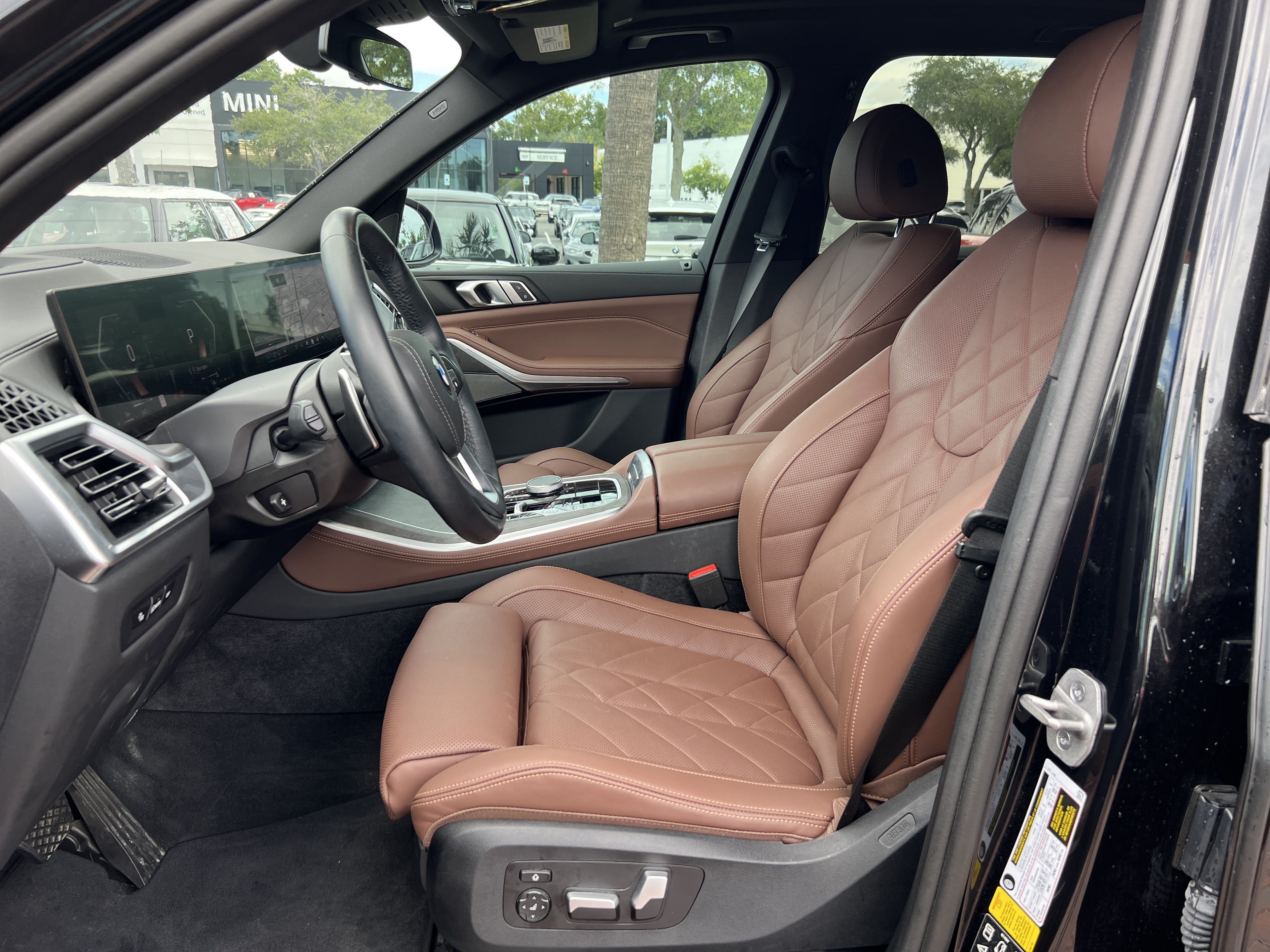 Certified 2024 BMW X5 xDrive40i w/ Premium Package AWD/4WD image 16