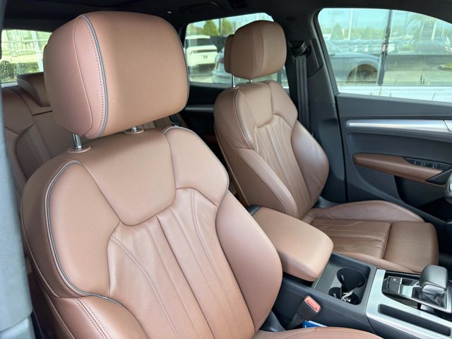 Used 2025 Audi Q5 2.0T Premium image 22