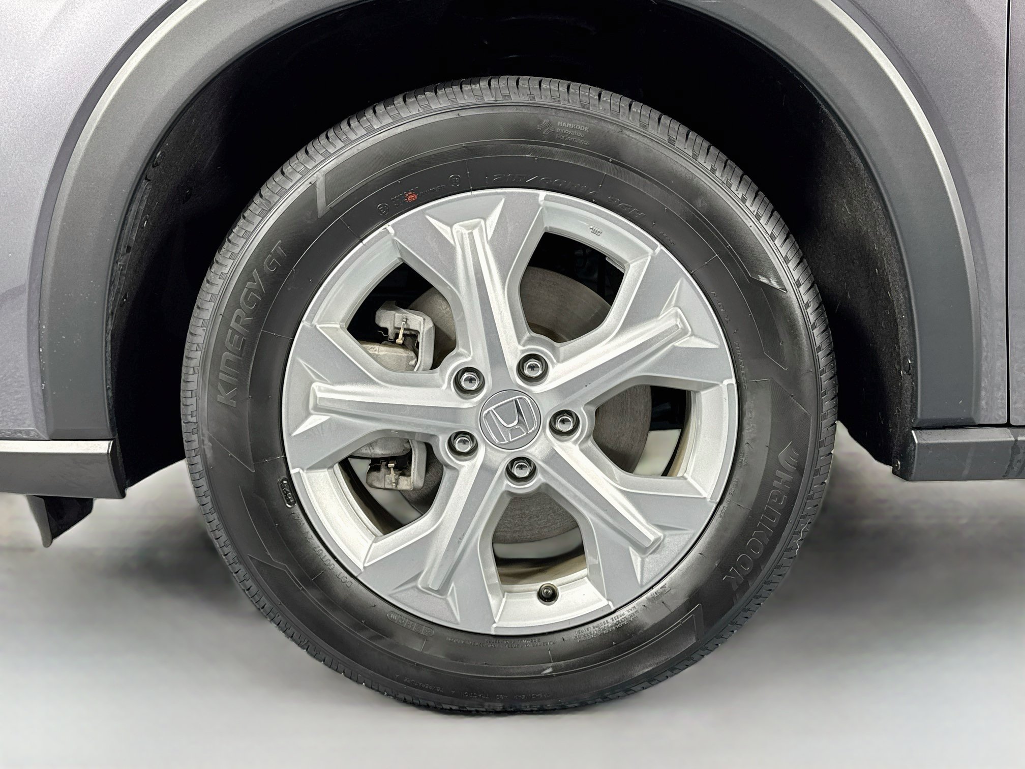 Certified 2024 Honda HR-V LX image 28
