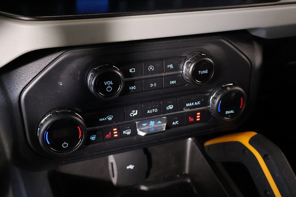 Used 2021 Ford Bronco Badlands image 8