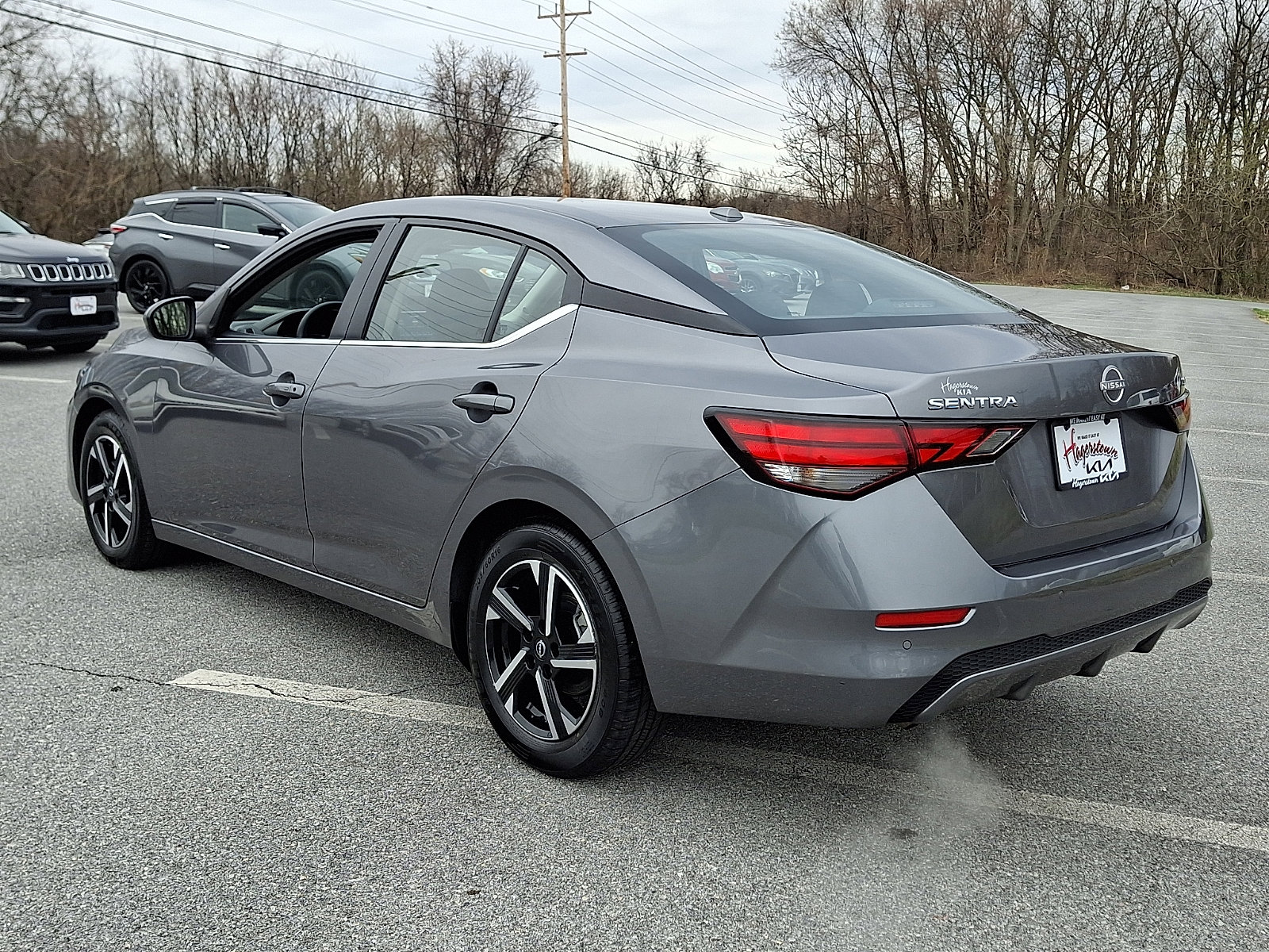 Used 2024 Nissan Sentra SV image 4