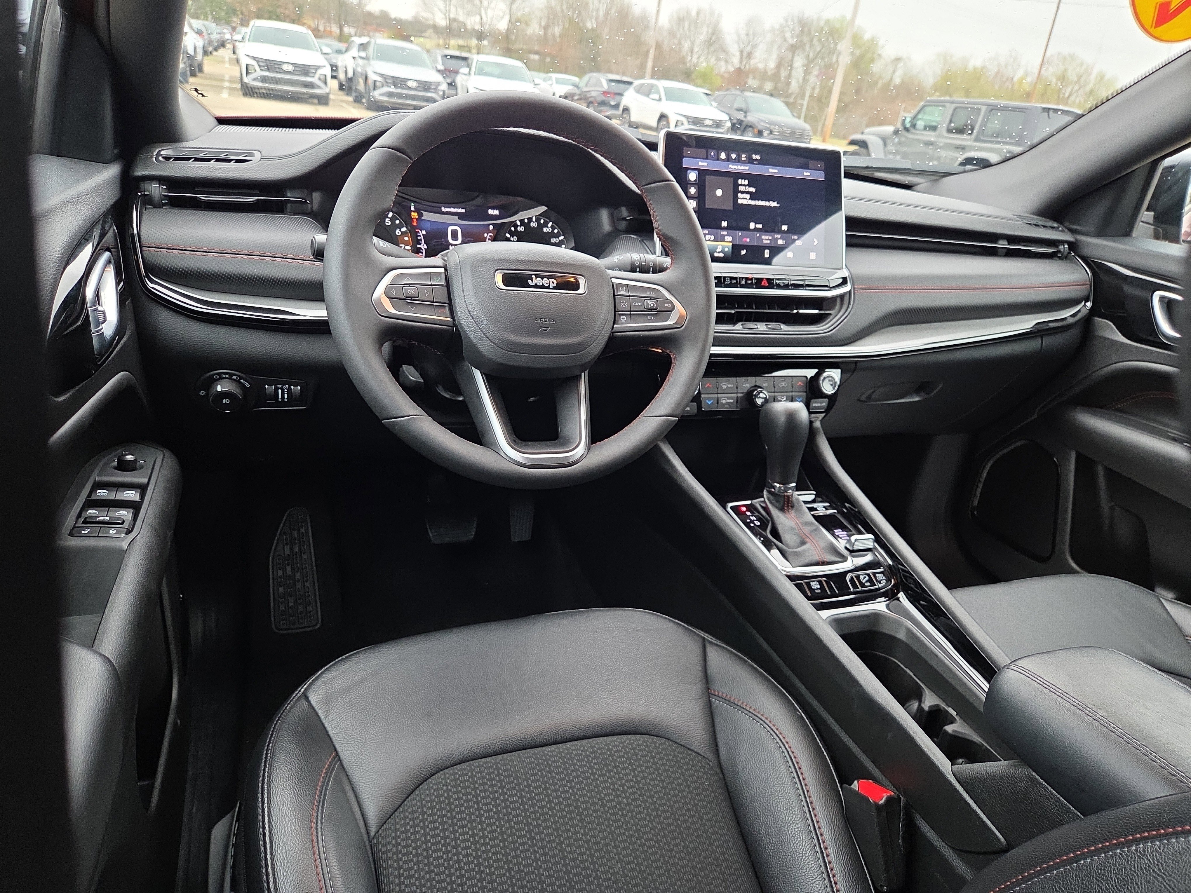 Certified 2025 Jeep Compass Trailhawk image 8