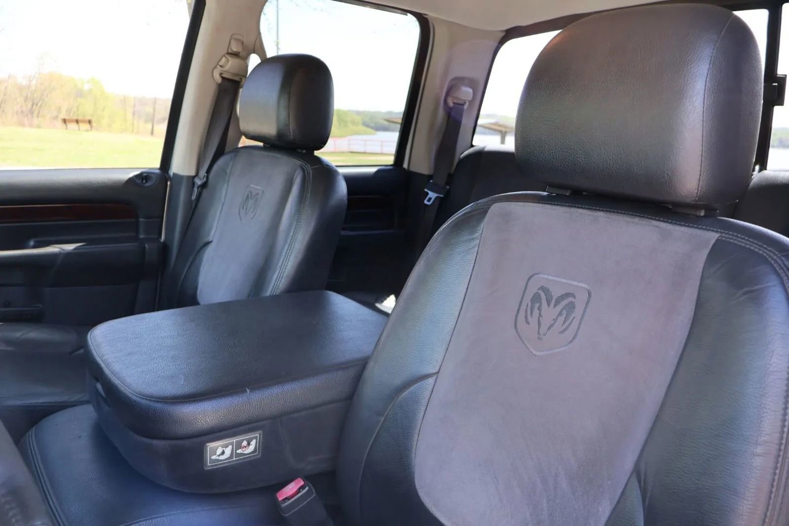 Used 2003 Dodge Ram 3500 Truck ST AWD/4WD image 20