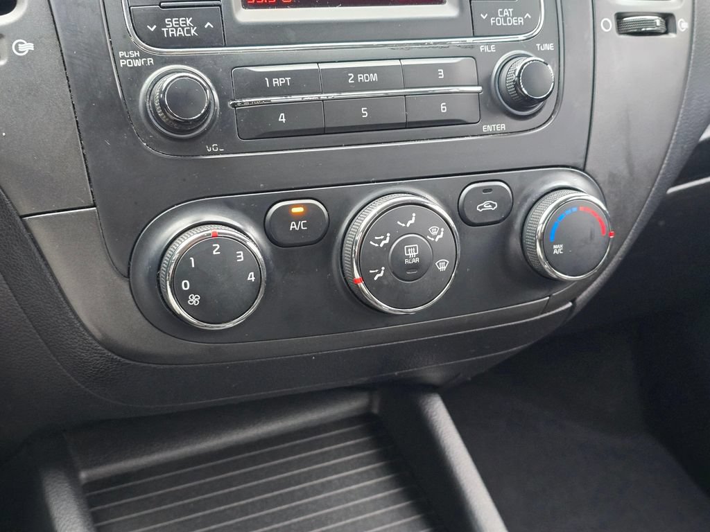 Used 2016 Kia Forte LX FWD image 21