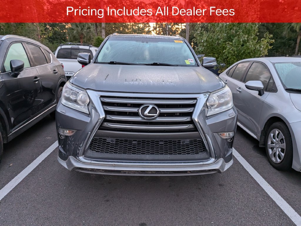 Used 2017 Lexus GX 460 AWD/4WD image 2