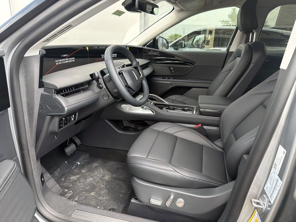 New 2026 Lincoln Nautilus Premier w/ Jet Appearance Package AWD/4WD image 5
