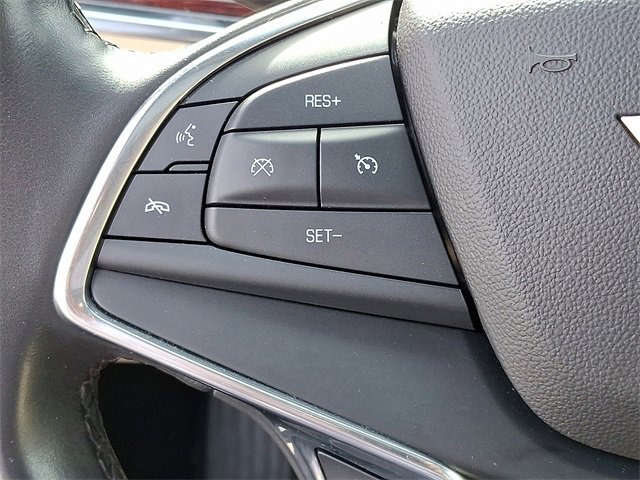 Used 2018 Cadillac XT5 Luxury w/ Driver Awareness Package image 17