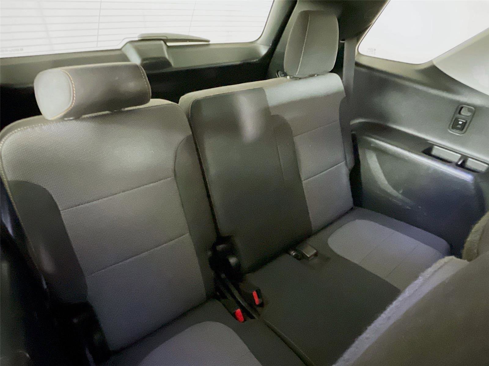 Used 2020 Chevrolet Traverse LS image 28