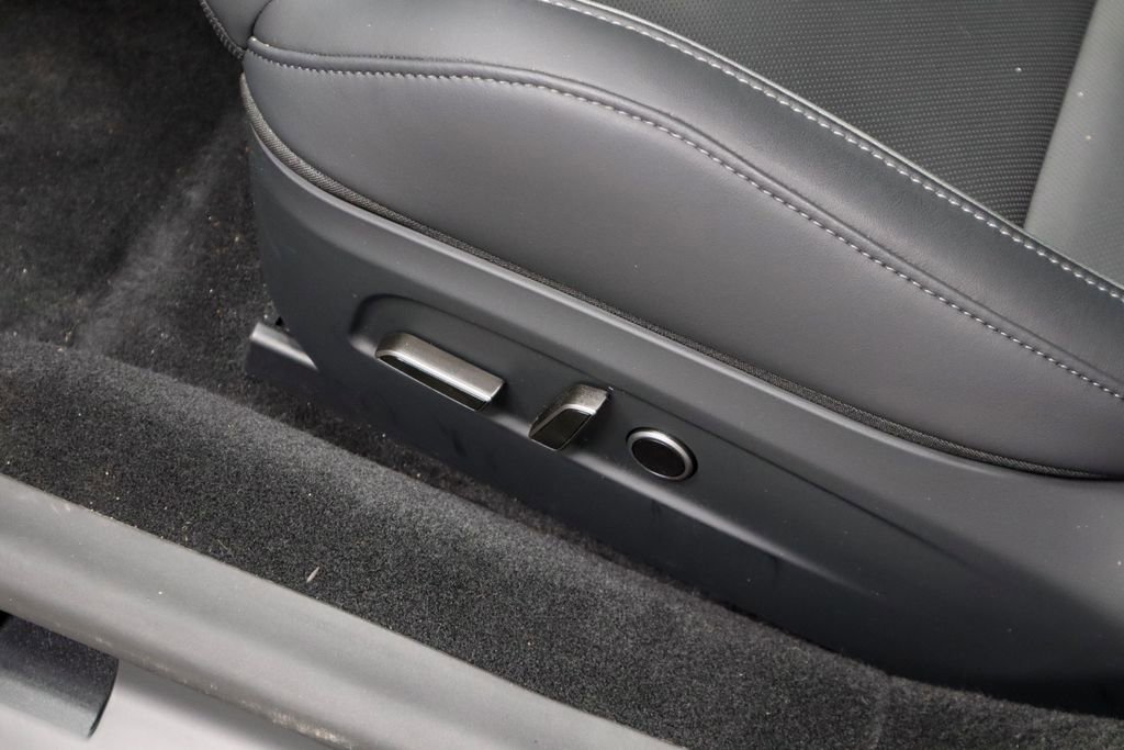 Used 2024 Tesla Model 3 Performance image 26