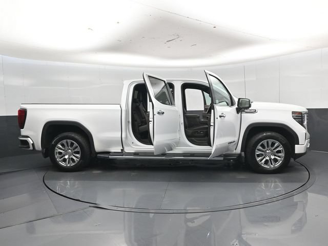 Used 2023 GMC Sierra 1500 Denali w/ Technology Package AWD/4WD image 60