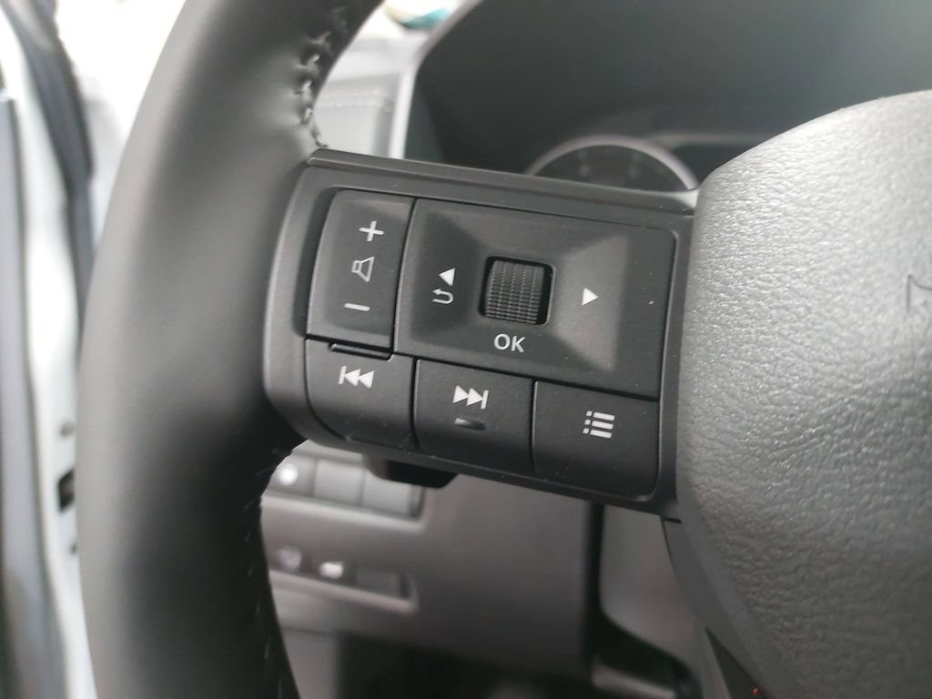 New 2026 Nissan Rogue Dark Armor AWD/4WD image 17