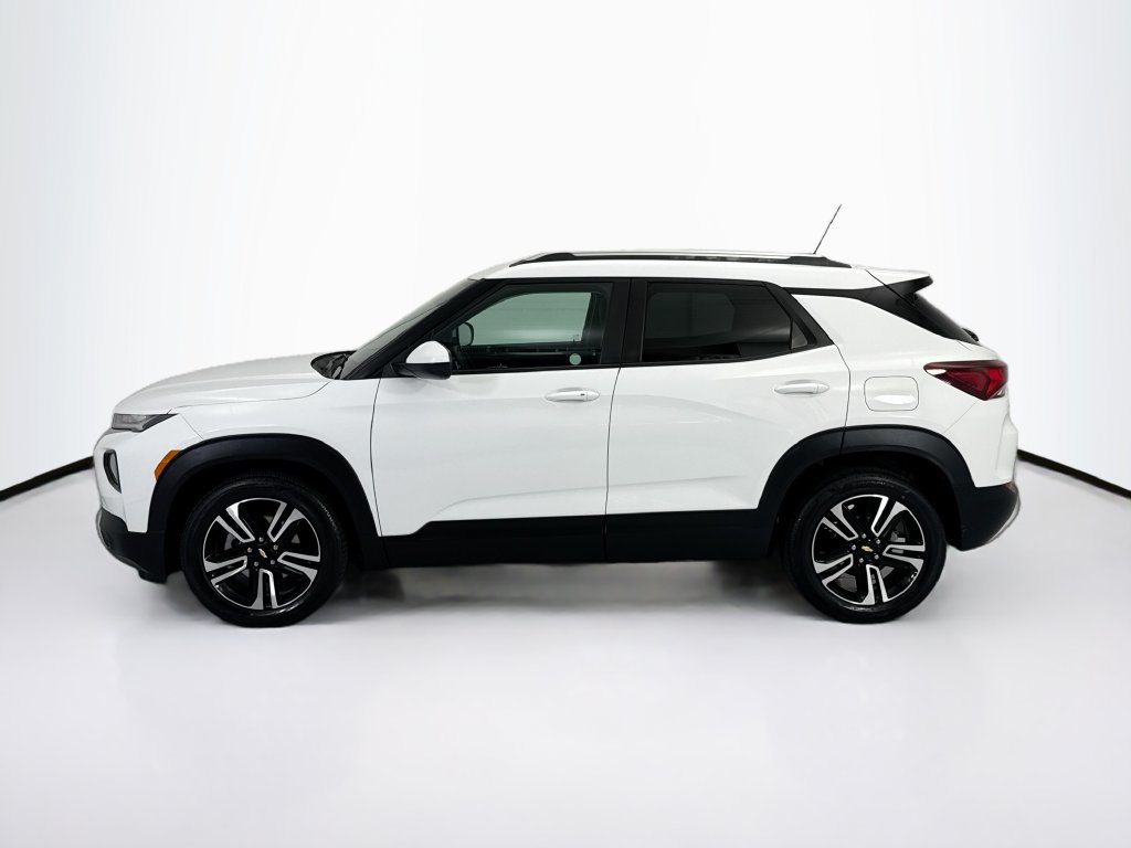 Used 2023 Chevrolet TrailBlazer LT FWD image 8