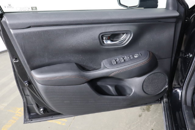 Used 2025 Honda HR-V Sport image 18