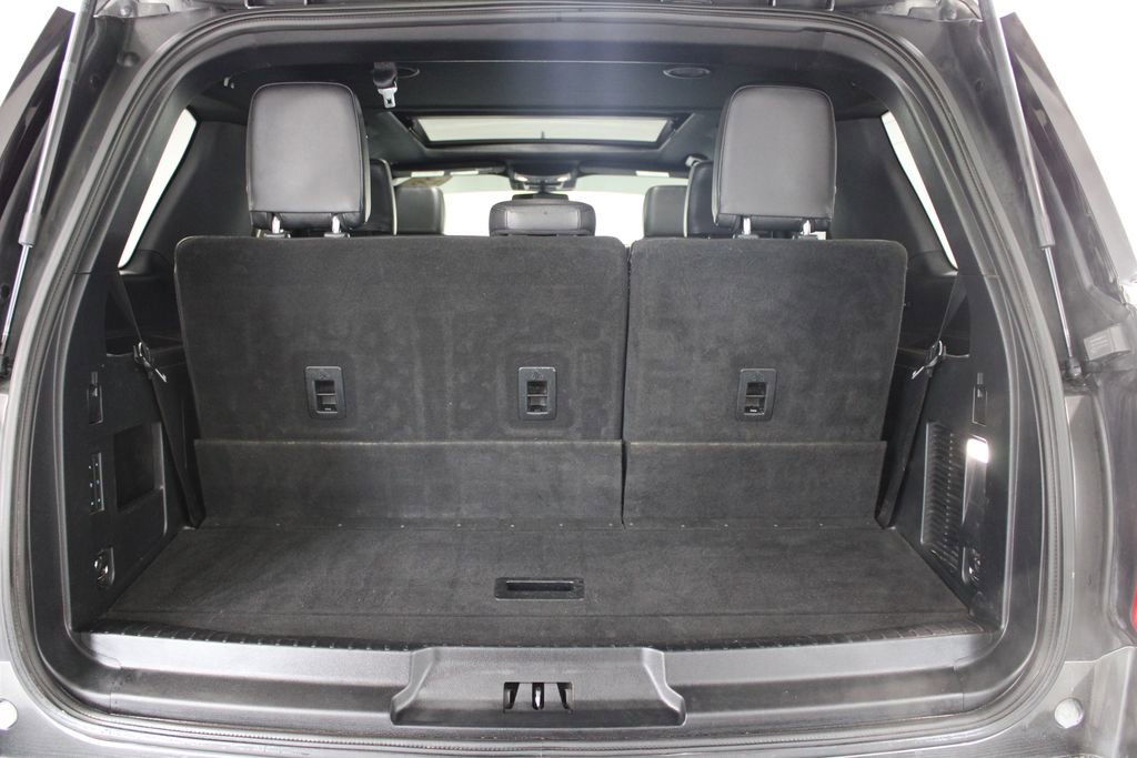 Used 2021 Ford Expedition XLT image 16