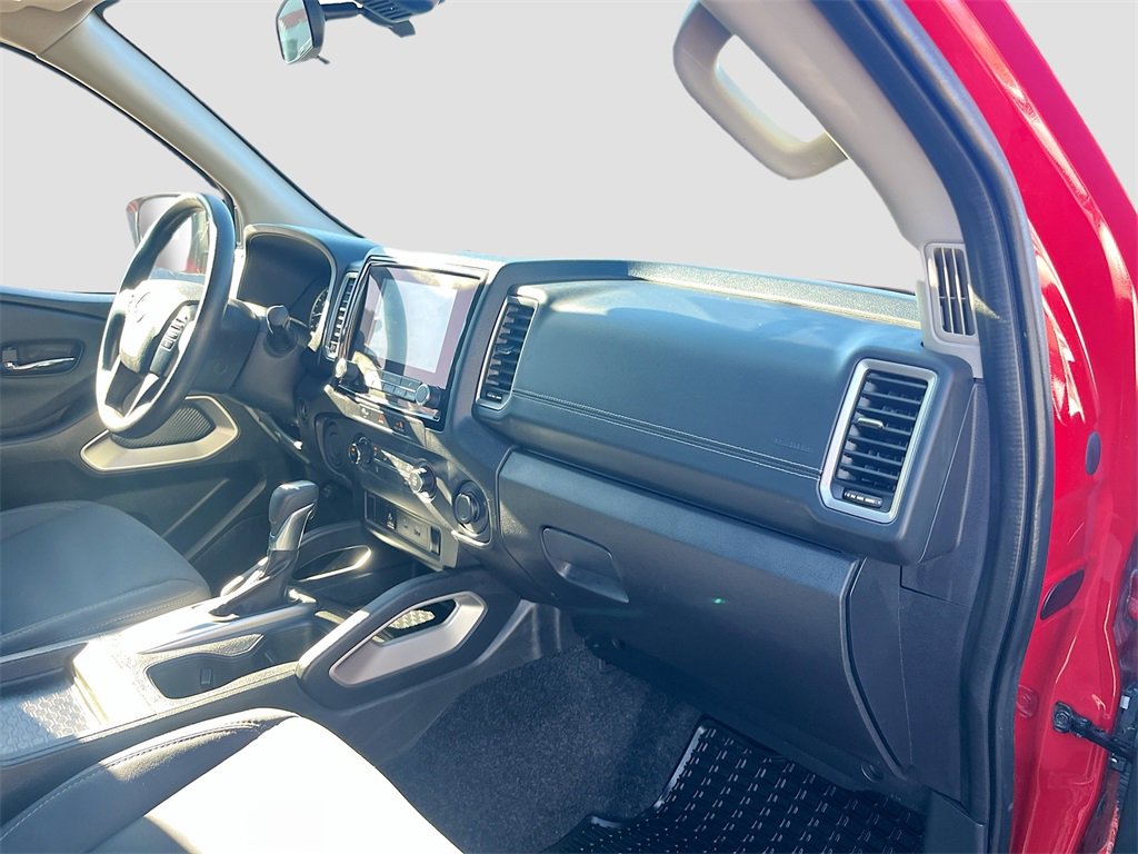 Used 2024 Nissan Frontier SV w/ Technology Package image 27
