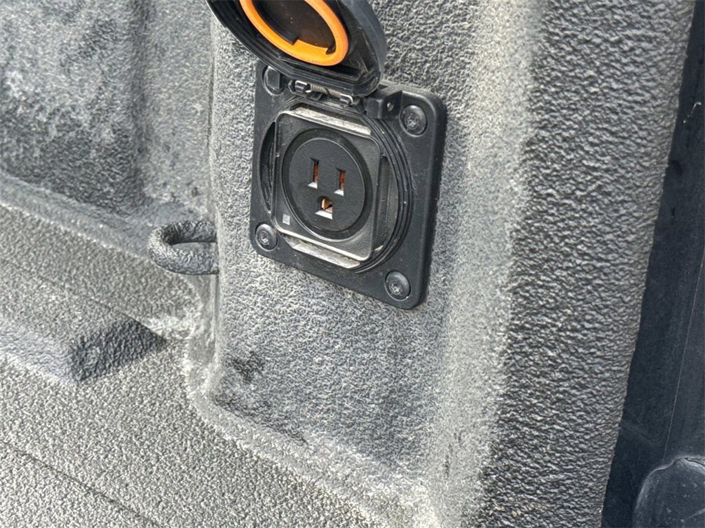 Used 2024 Chevrolet Silverado 1500 Custom Trail Boss w/ LPO, Dark Essentials Package image 17