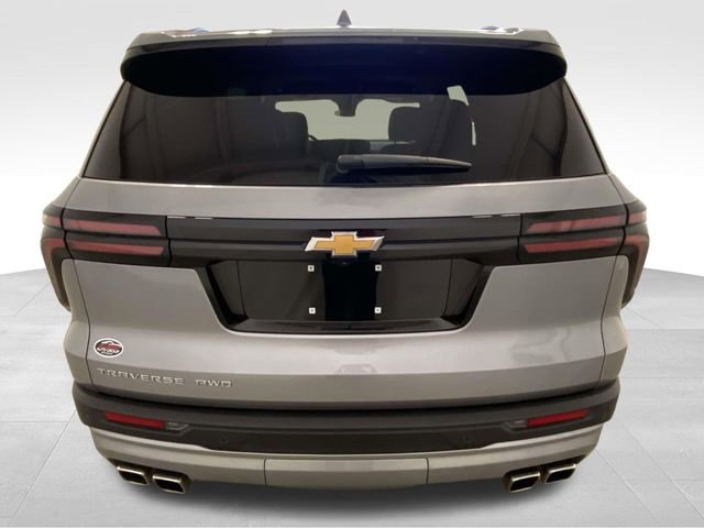 Used 2025 Chevrolet Traverse LT image 6