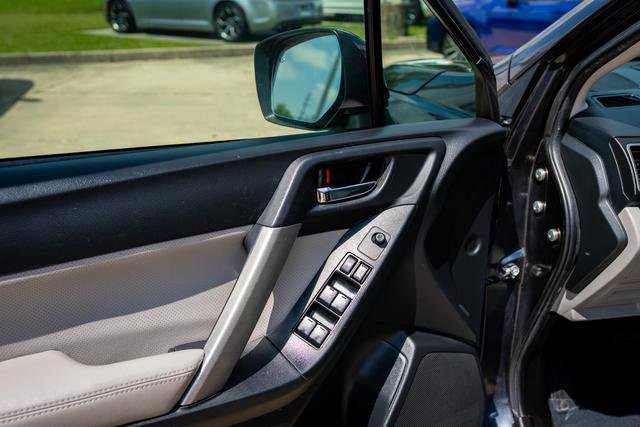 Used 2016 Subaru Forester 2.5i Limited image 29