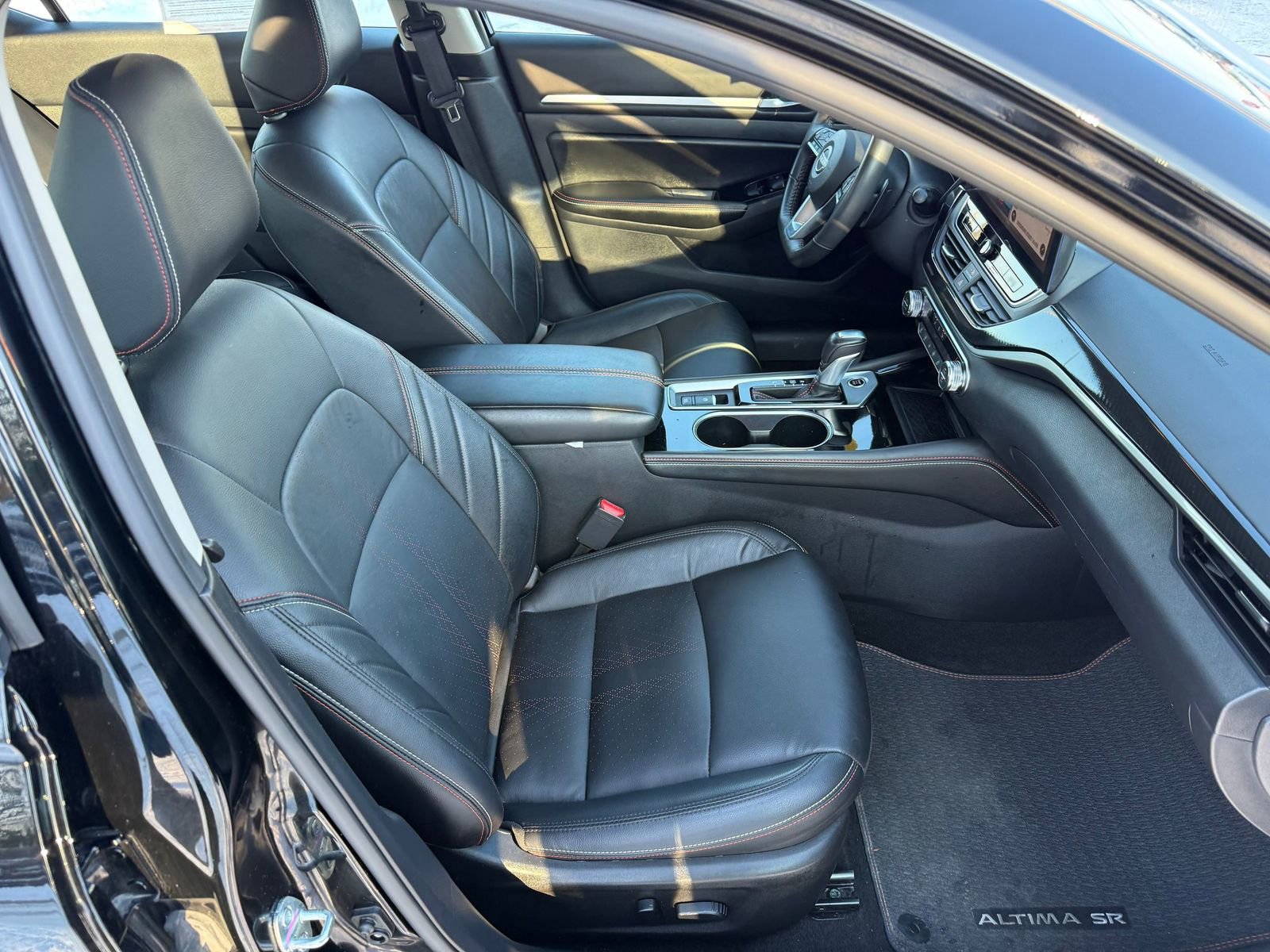 Certified 2024 Nissan Altima 2.0 SR image 30