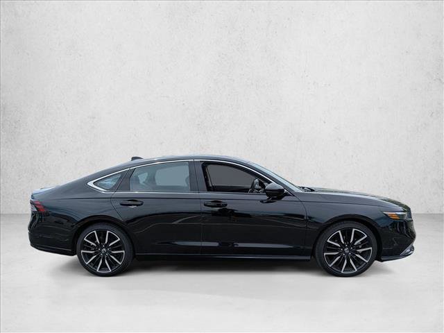 Used 2024 Honda Accord Touring image 4