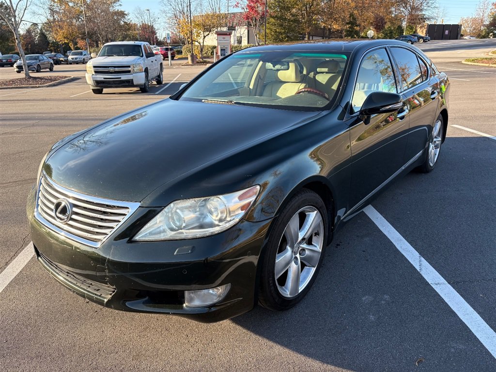 Used 2011 Lexus LS 460 w/ Comfort Pkg RWD image 2