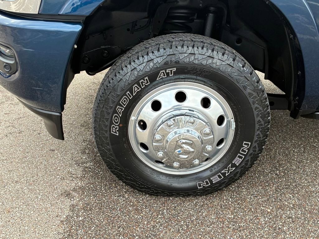 Used 2022 RAM 3500 Laramie image 11