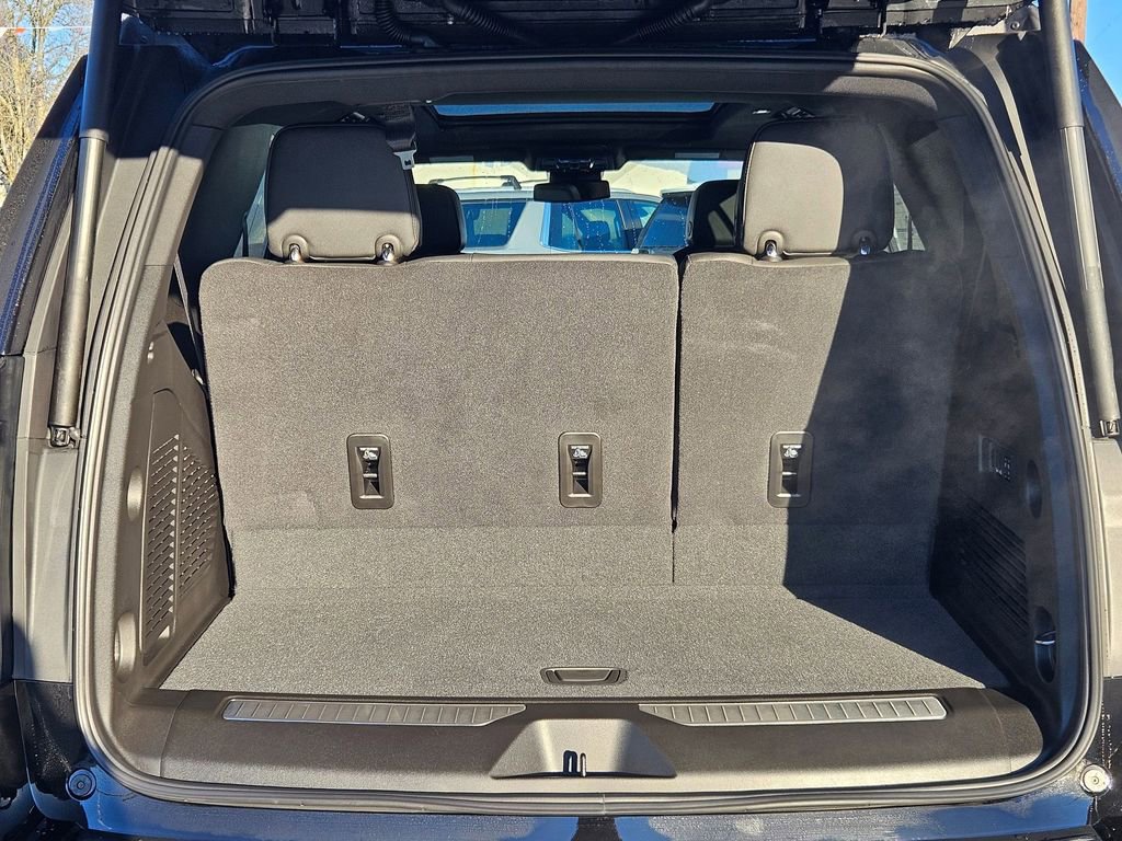 New 2026 Chevrolet Tahoe RST w/ RST Capability Package image 32