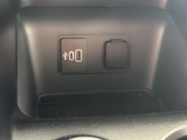 Used 2026 Ford Explorer Active w/ Active Comfort Package RWD image 10