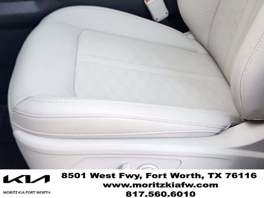 New 2026 Kia Sorento EX FWD image 17