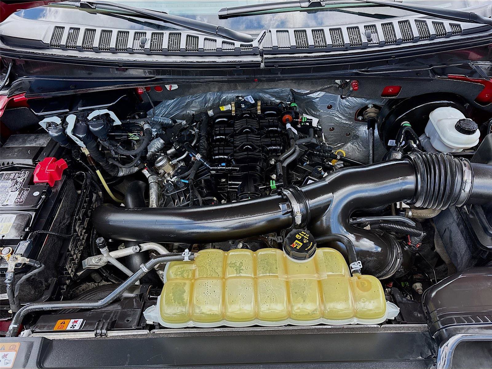 Used 2021 Ford Expedition XLT image 33