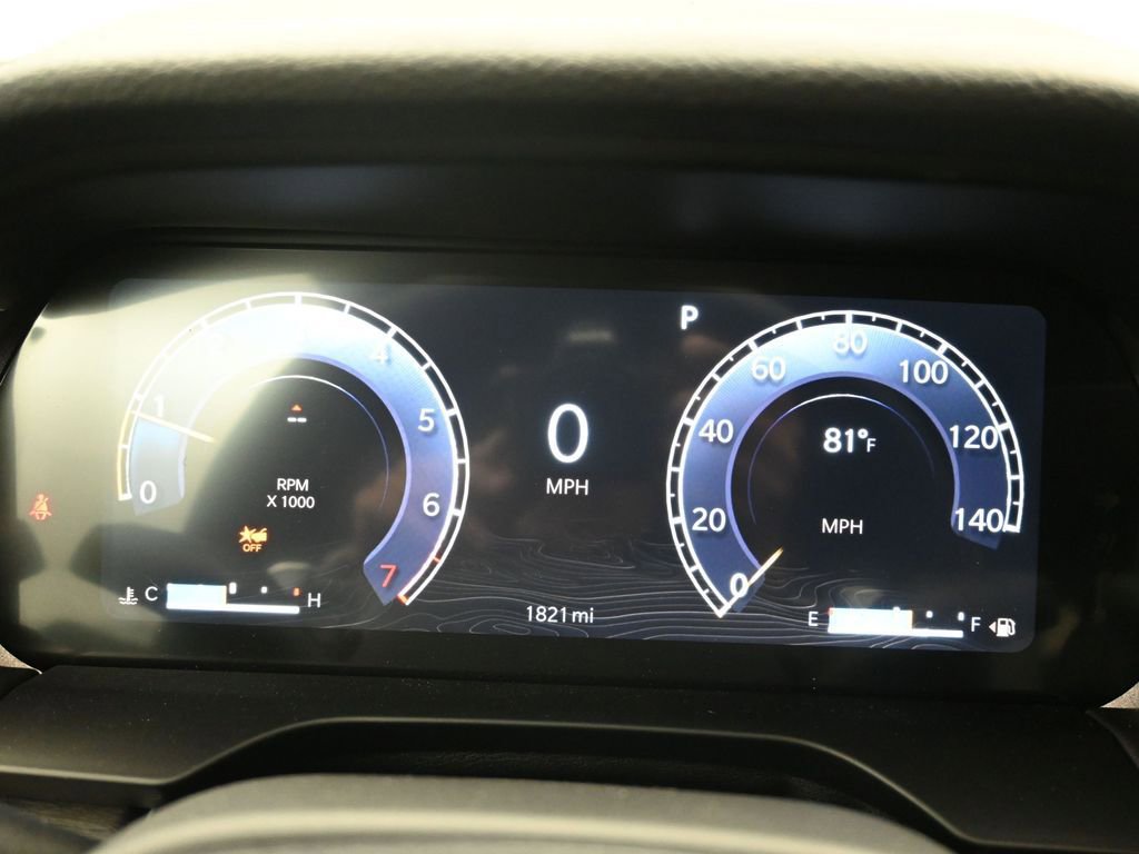 Used 2025 Jeep Grand Cherokee Limited w/ Black Appearance Package image 11