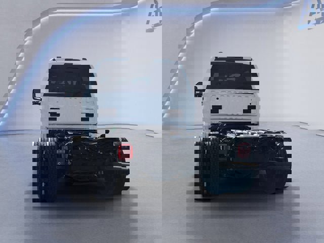 Used 2022 Ford F350 XLT image 4