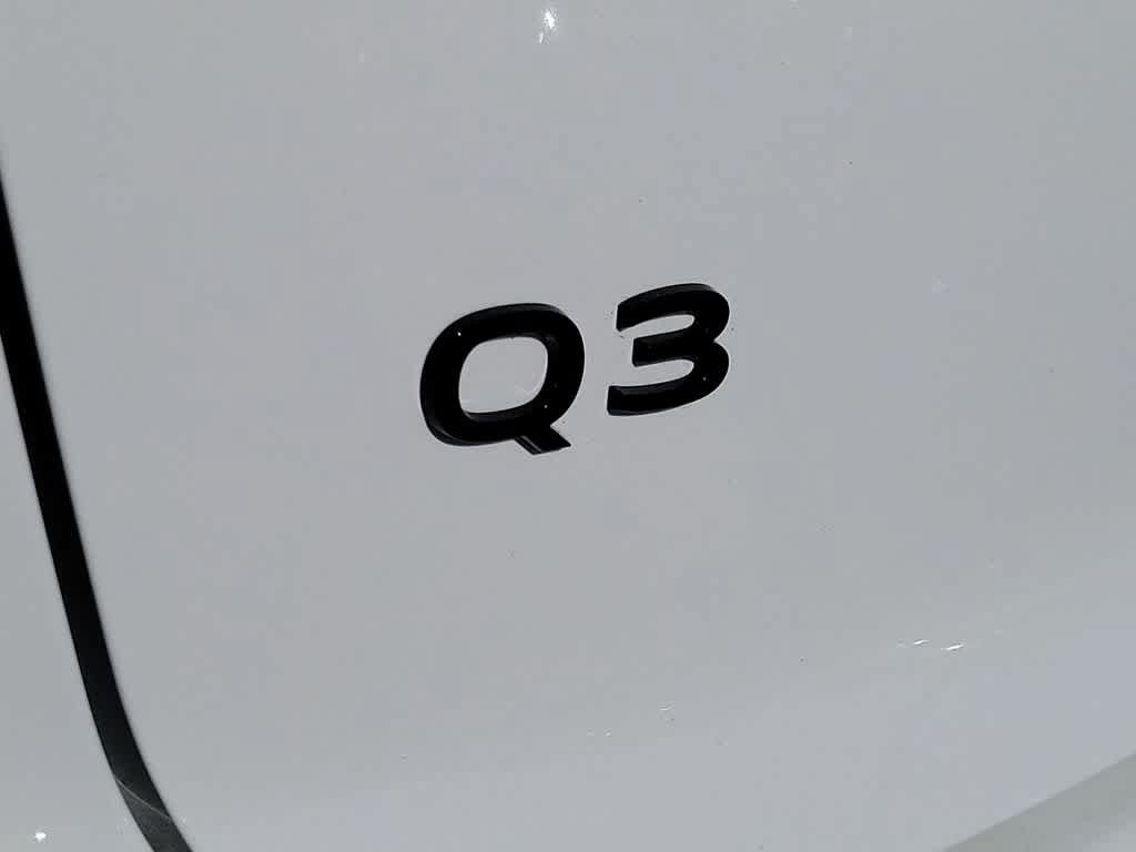 New 2026 Audi Q3 quattro 2.0T AWD/4WD image 7
