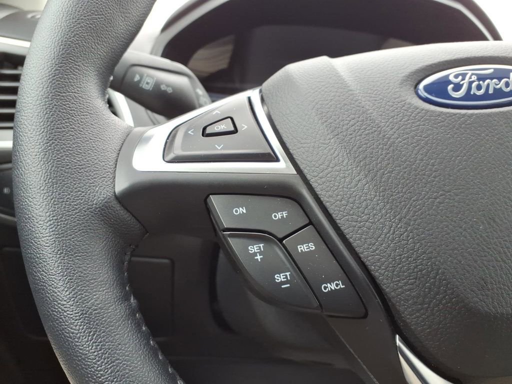 Certified 2023 Ford Edge SEL w/ Convenience Package AWD/4WD image 17
