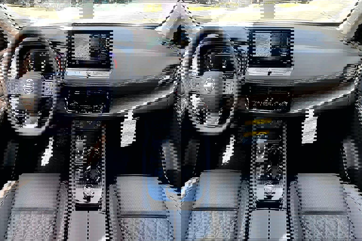 New 2026 Nissan Rogue Platinum image 5